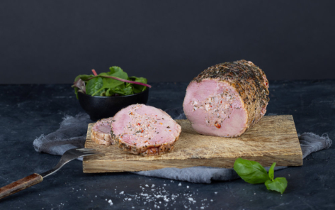 Krůtí roláda s bazalkou a rajčetem sous vide